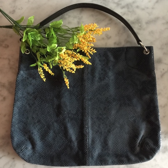 Banana Republic Snakeskin Embossed Leather Bag - Picture 2 of 8